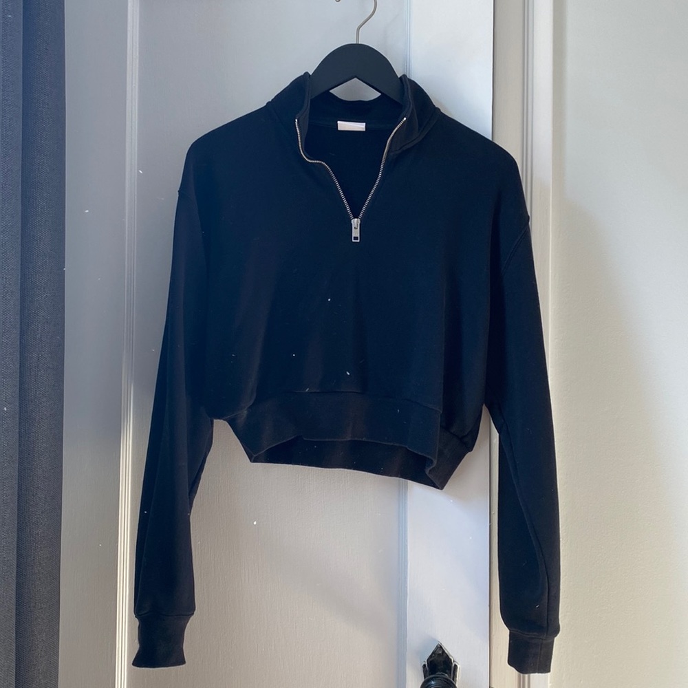 Aritzia Airy AF Fleece cropped quarter-zip size M